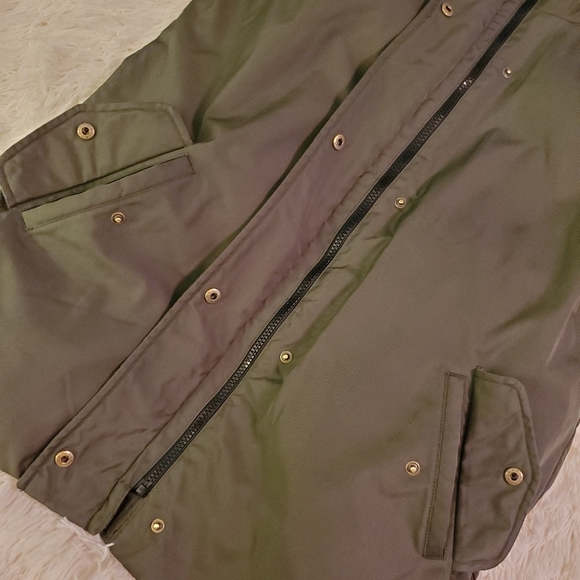 SOLD - Picture 4 of 13